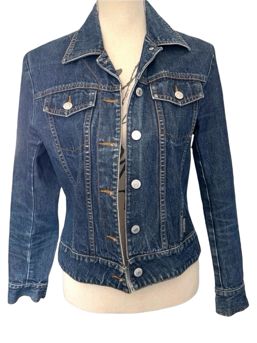 Aritzia Talula Medium Blue Denim Fitted Short Jean Jacket (M)
